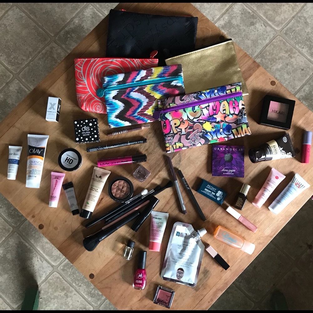 Ipsy bag bundle with NEW samples
